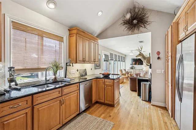 $749,000 | 2437 Wabash Avenue, Fort Worth, TX 76109