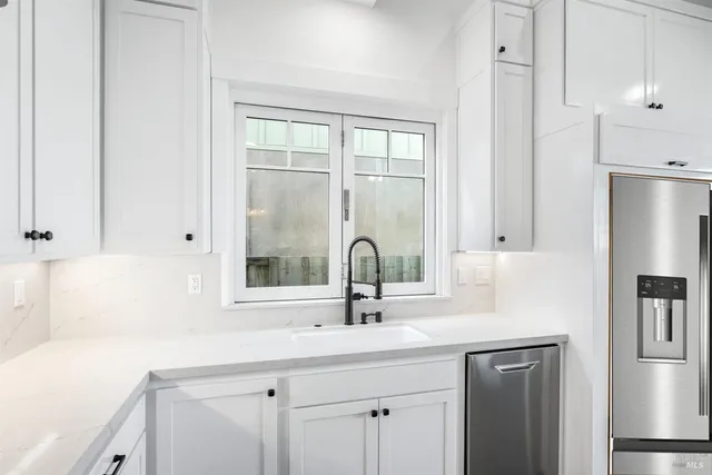 $1,199,999 | 320 Cecile Court, Napa, CA 94558