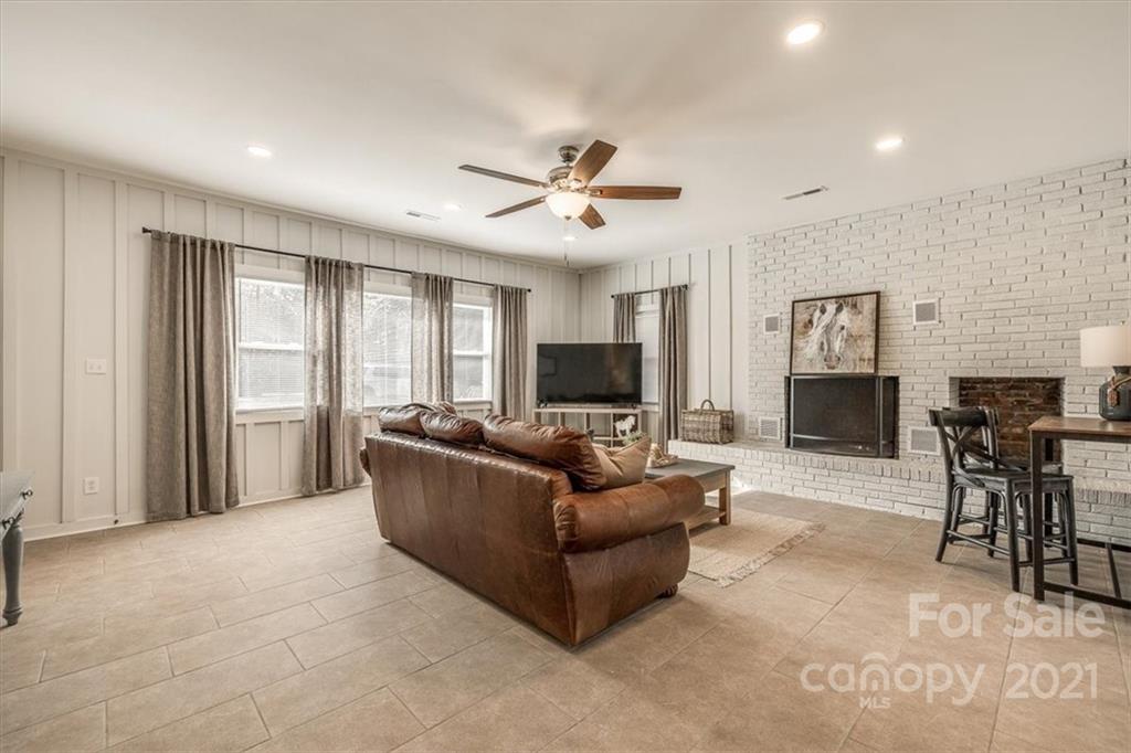 6215 Vernedale Road Charlotte, NC 28212 - Photo 21 of 46 Gallery Image 21