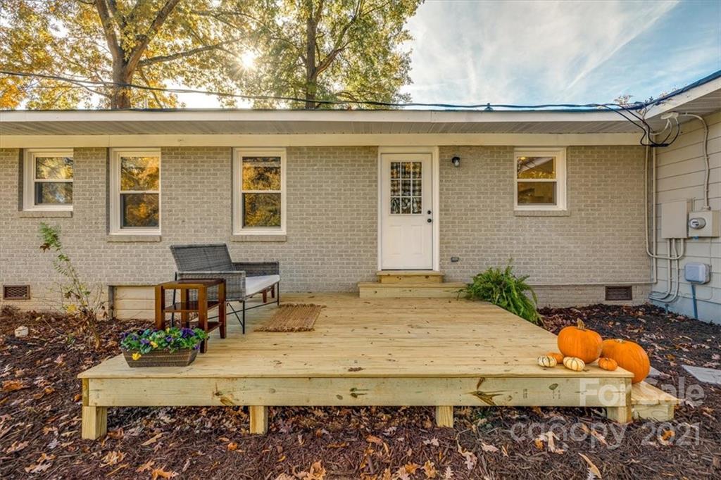 6215 Vernedale Road Charlotte, NC 28212 - Photo 40 of 46 Gallery Image 40