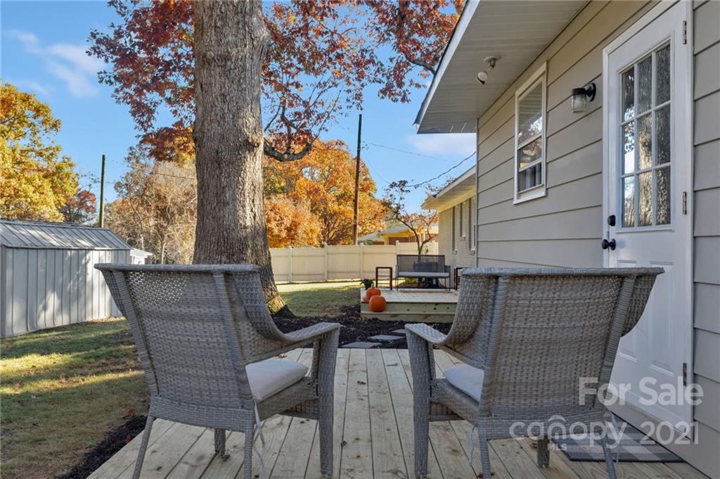 6215 Vernedale Road Charlotte, NC 28212 - Photo 42 of 46 Gallery Image 42