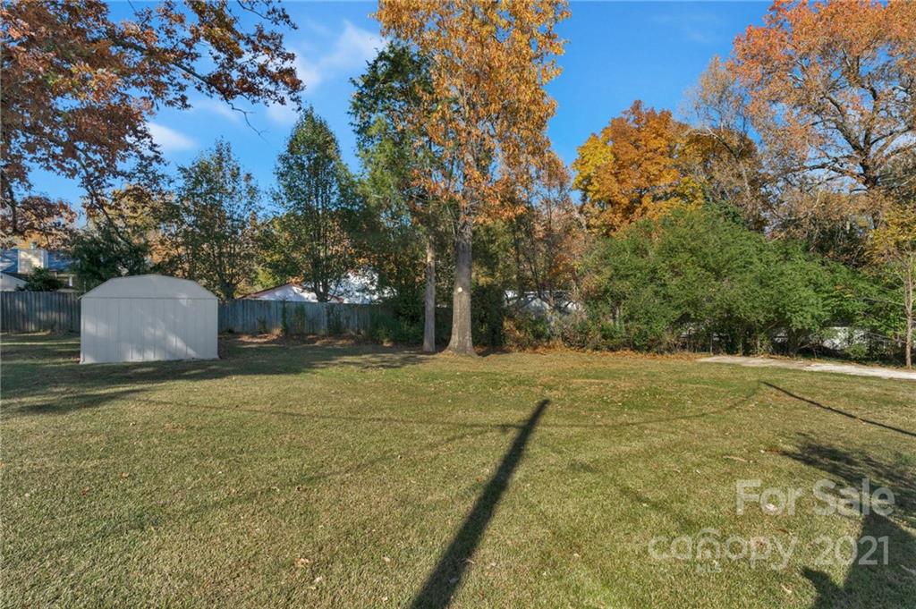6215 Vernedale Road Charlotte, NC 28212 - Photo 45 of 46 Gallery Image 45