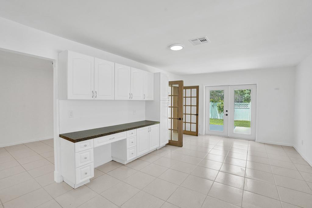 521 Northeast 35th Street Boca Raton, FL 33431 - Photo 28 of 44 DSC04274
