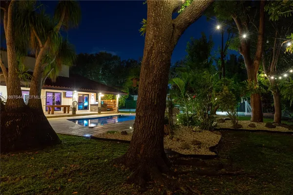$1,795,000 | 8111 Southwest 183rd Street, Palmetto Bay, FL 33157