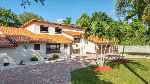 $1,795,000 | 8111 Southwest 183rd Street, Palmetto Bay, FL 33157
