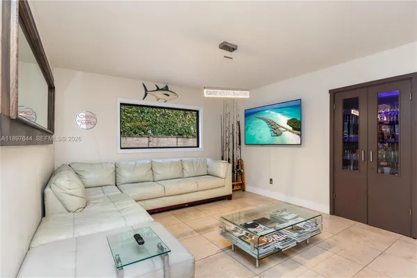 $1,795,000 | 8111 Southwest 183rd Street, Palmetto Bay, FL 33157