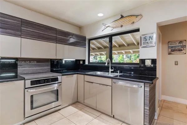 $1,795,000 | 8111 Southwest 183rd Street, Palmetto Bay, FL 33157