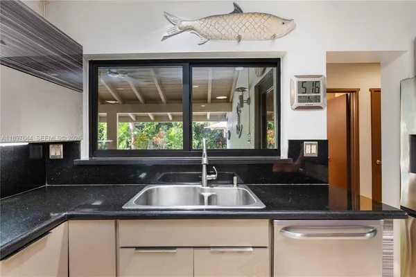 $1,795,000 | 8111 Southwest 183rd Street, Palmetto Bay, FL 33157