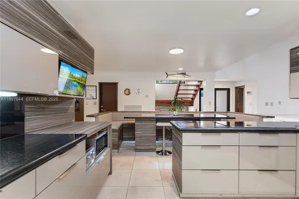 $1,795,000 | 8111 Southwest 183rd Street, Palmetto Bay, FL 33157