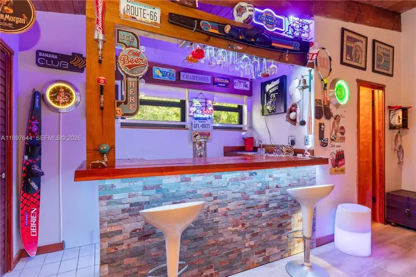 $1,795,000 | 8111 Southwest 183rd Street, Palmetto Bay, FL 33157