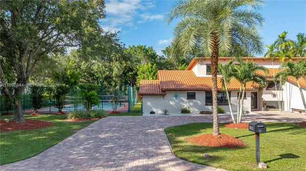$1,795,000 | 8111 Southwest 183rd Street, Palmetto Bay, FL 33157