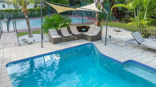 $1,795,000 | 8111 Southwest 183rd Street, Palmetto Bay, FL 33157