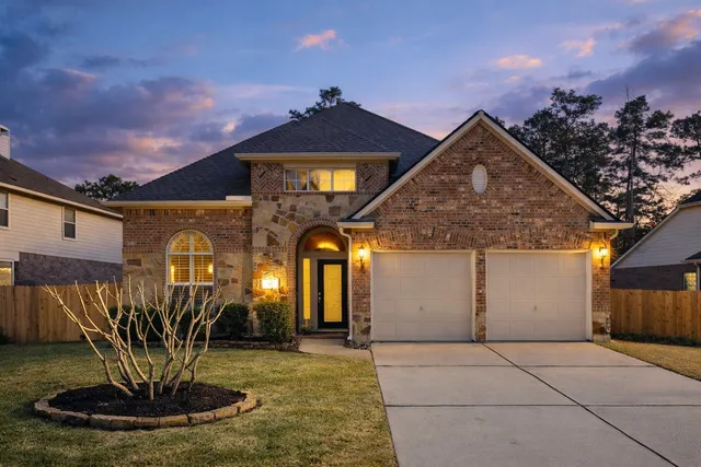 $640,000 | 80 West Frontera Circle, Spring, TX 77382