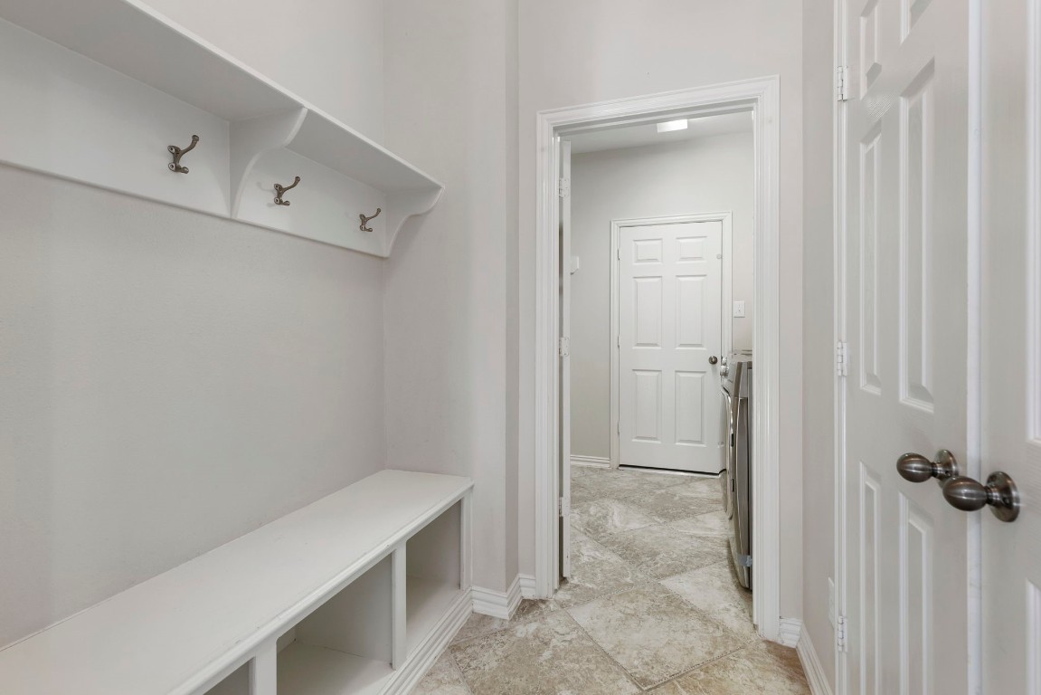 80 North Frontera Circle Spring, TX 77382 - Photo 12 of 28 a view of an empty room