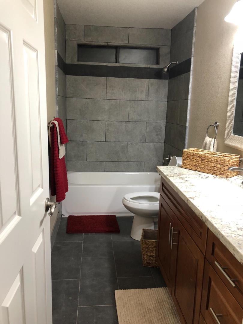 Topsail Drive Vallejo, CA 94591 - Photo 7 of 17