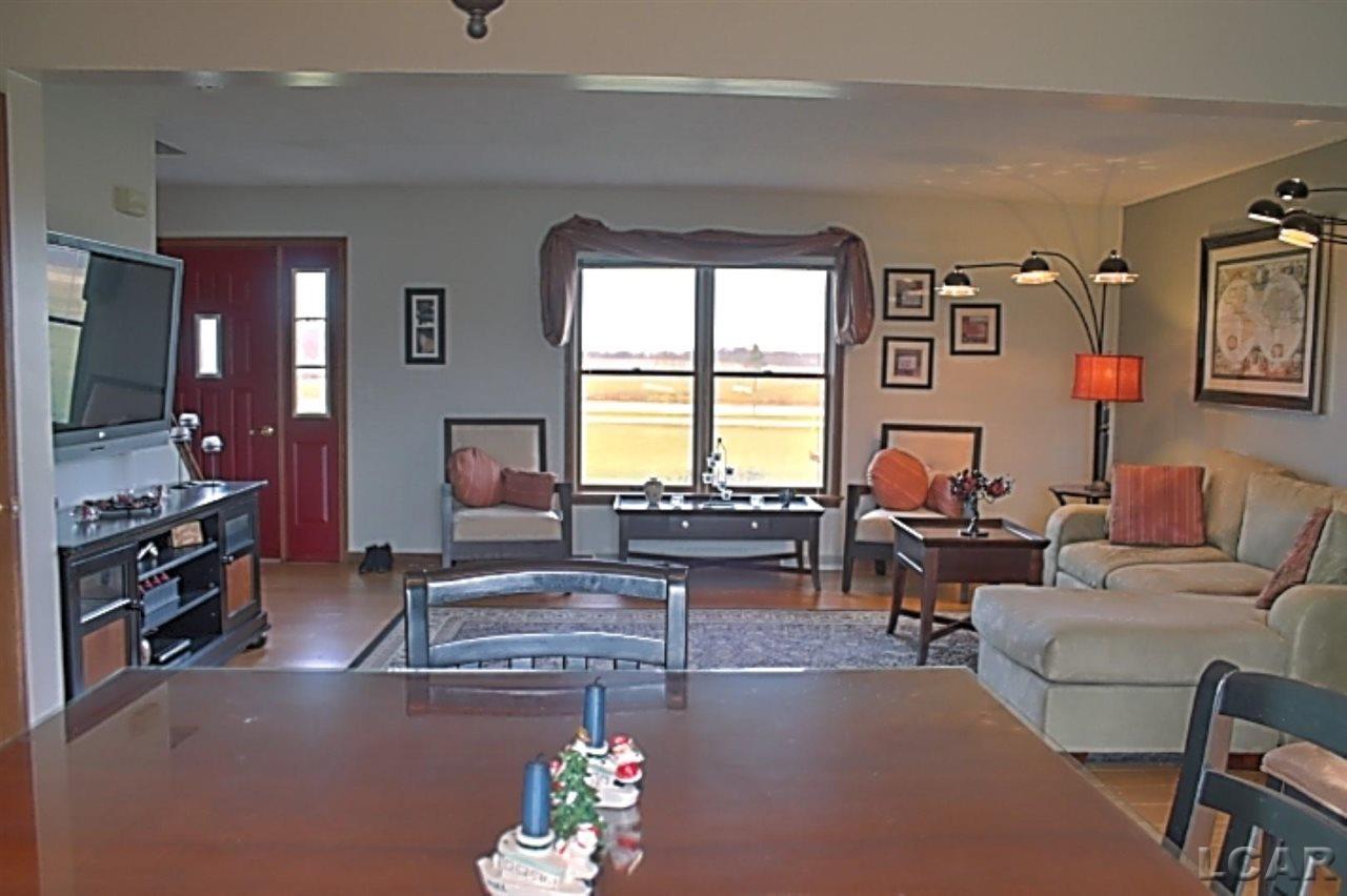6111 Clinton Macon Road Clinton, MI 49236 - Photo 6 of 38 Living Room