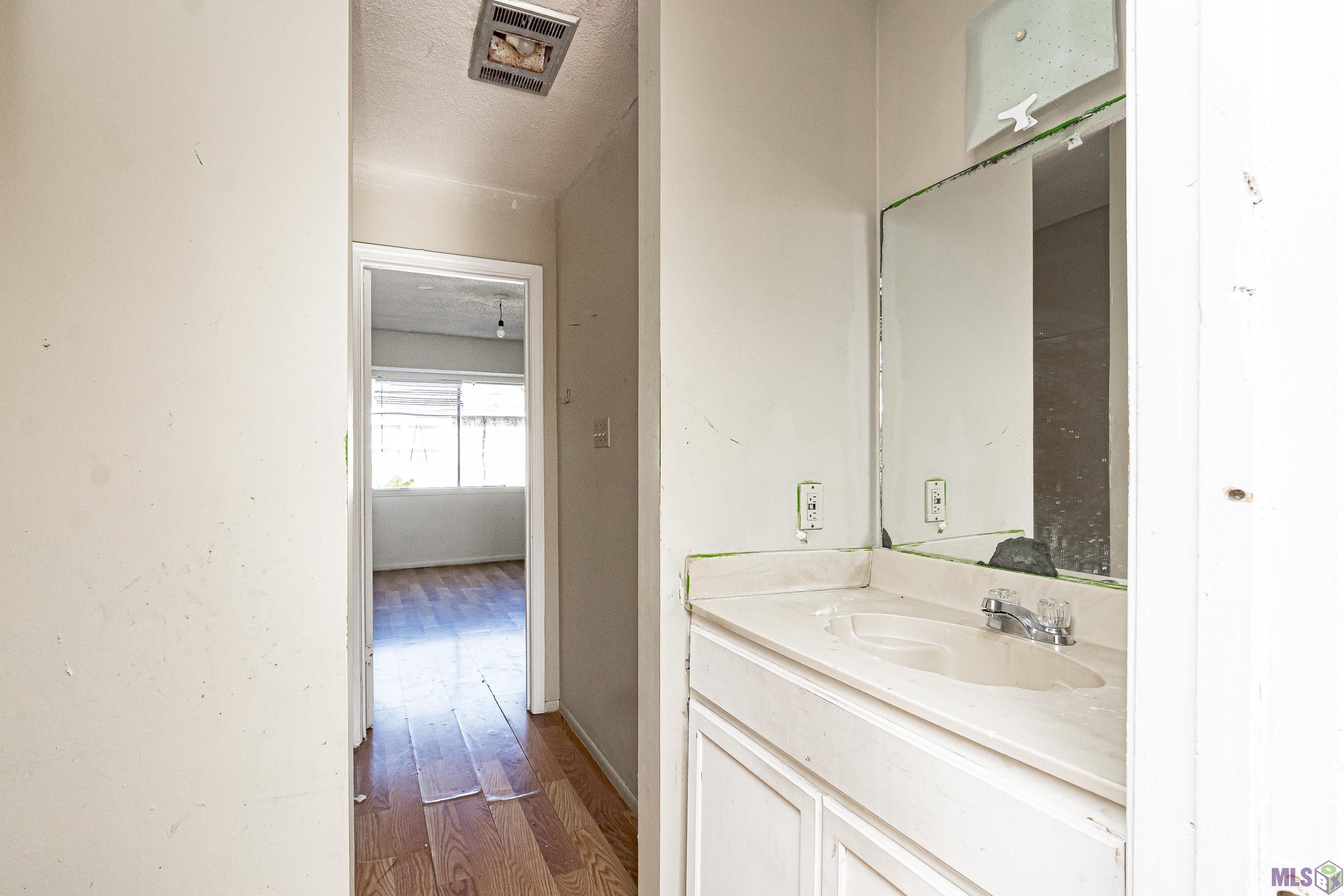 1717 Jade Avenue Baton Rouge, LA 70810 - Photo 5 of 6