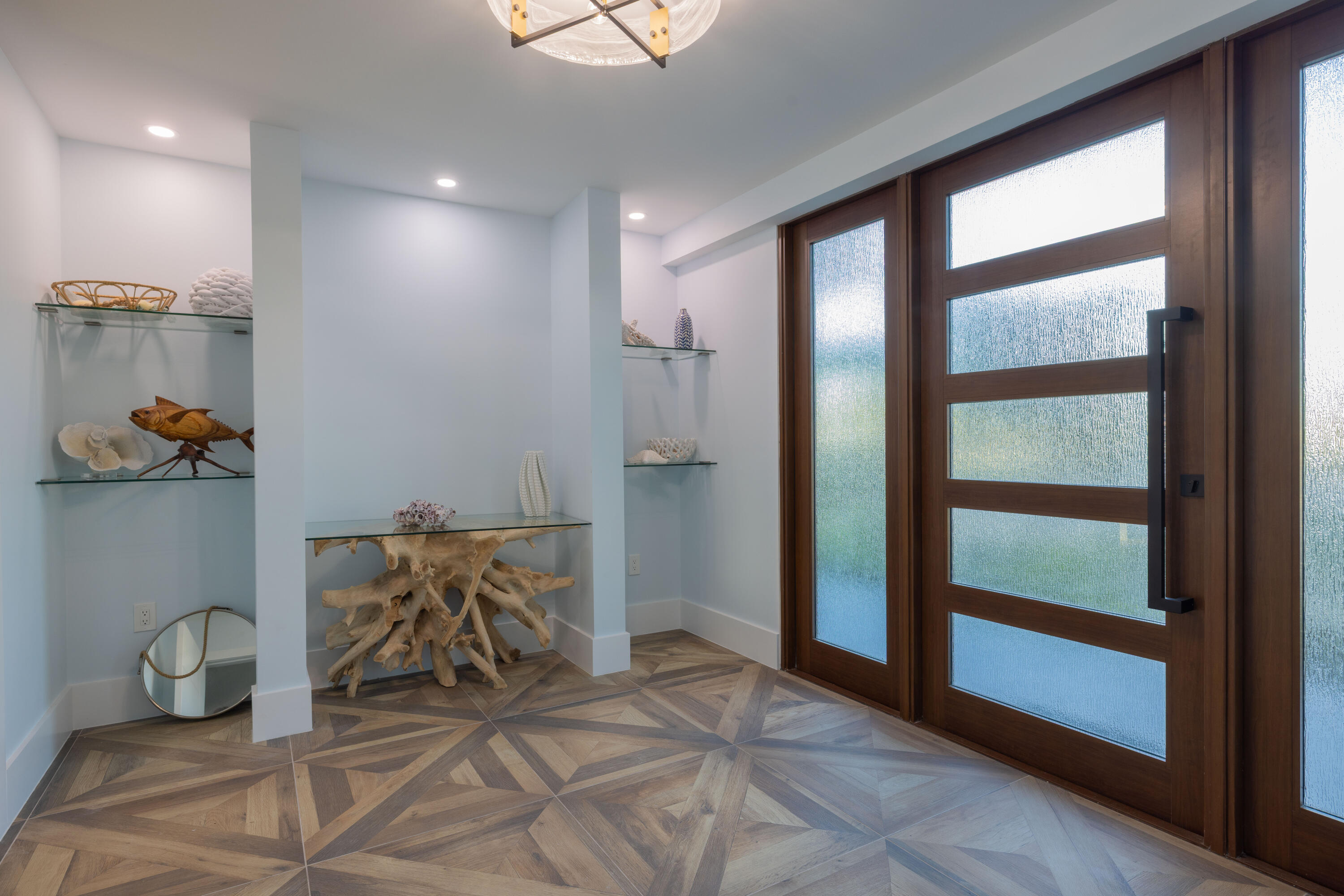 241 12th Street Key Colony Beach, FL 33051 - Photo 5 of 74 Foyer