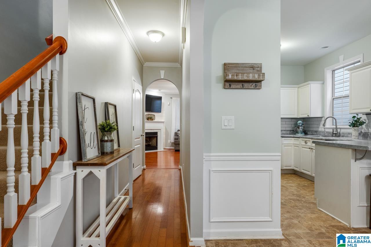 225 Calloway Lane Pelham, AL 35124 - Photo 4 of 20