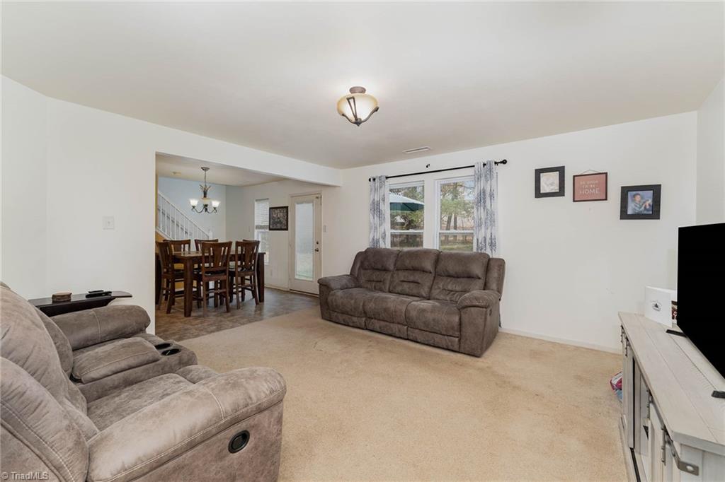 843 Bitting Hall Circle Rural Hall, NC 27045 - Photo 4 of 30 Gallery Image 4