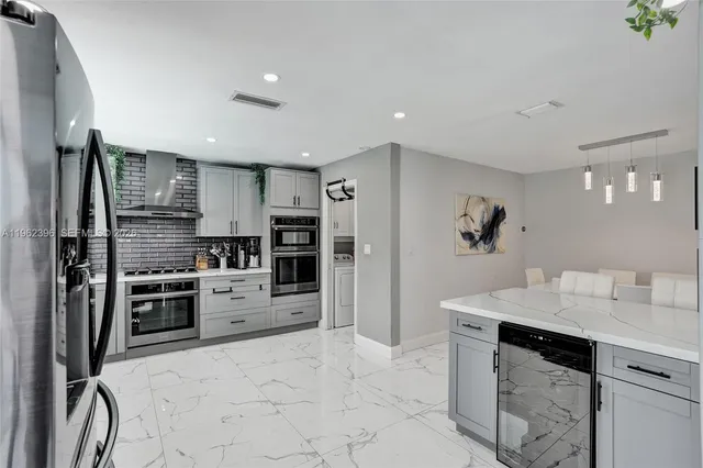 $4,200 | 9774 Northwest 19th Place, Sunrise, FL 33322