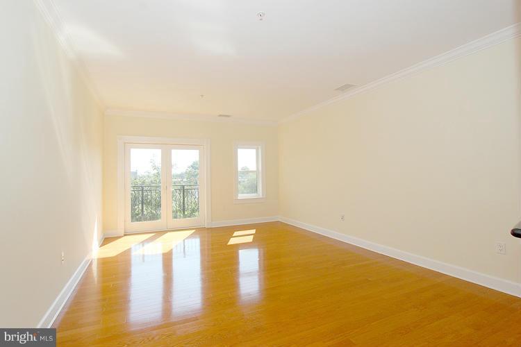 401 13th Street Northeast, Unit 406 Washington, DC 20002 - Photo 16 of 30 Living Room