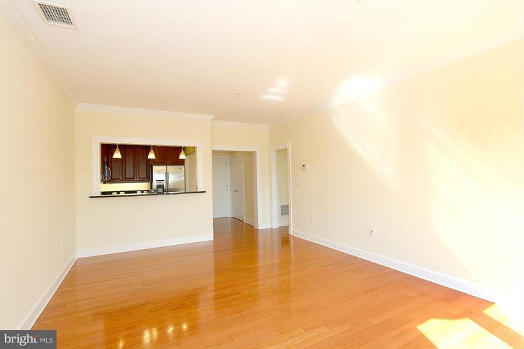 401 13th Street Northeast, Unit 406 Washington, DC 20002 - Photo 18 of 30 Dining Room