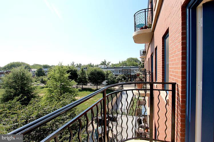 401 13th Street Northeast, Unit 406 Washington, DC 20002 - Photo 23 of 30 Interior (General)