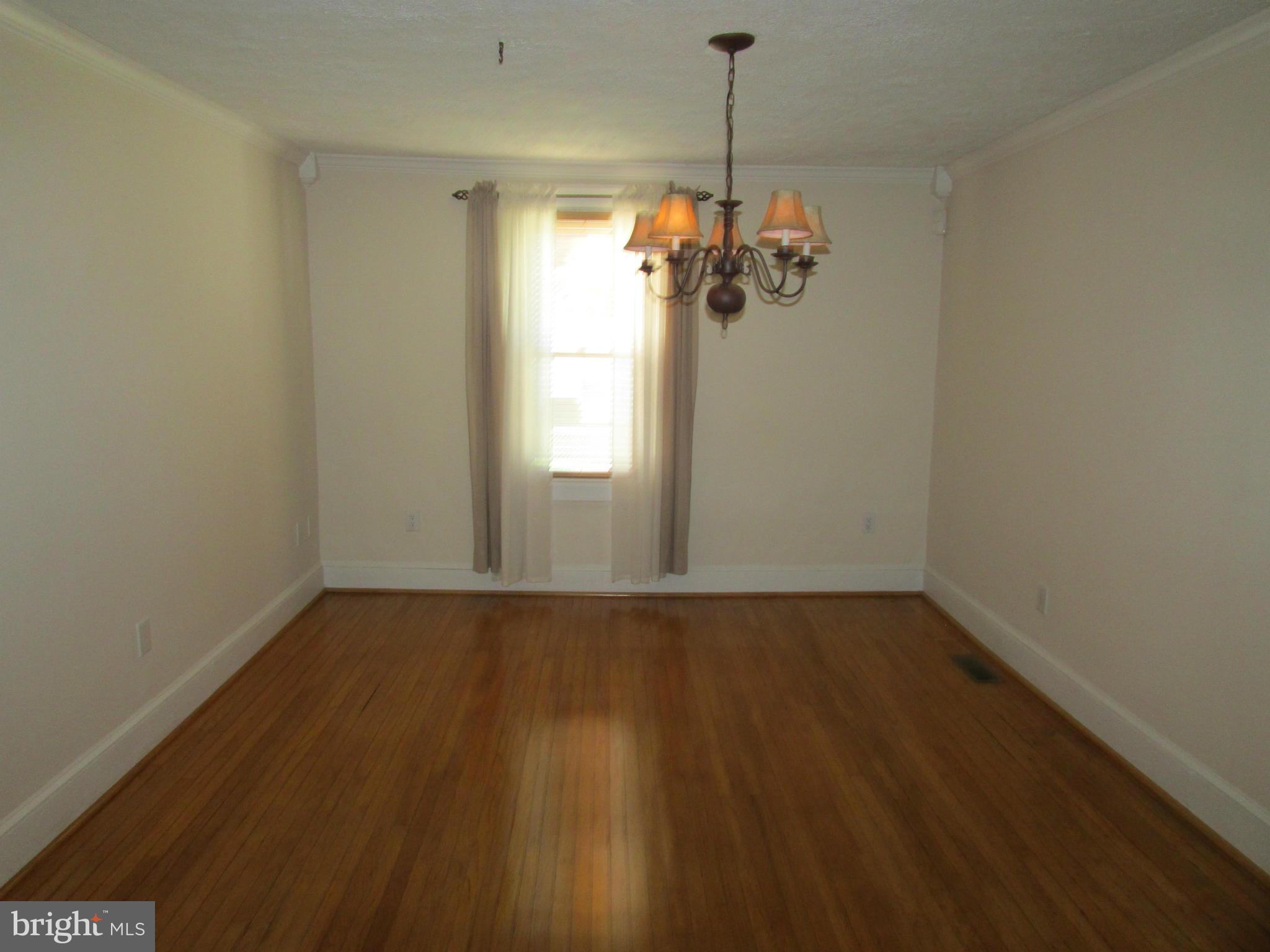 500 South Preston Street Ranson, WV 25438 - Photo 11 of 29 Dining Room