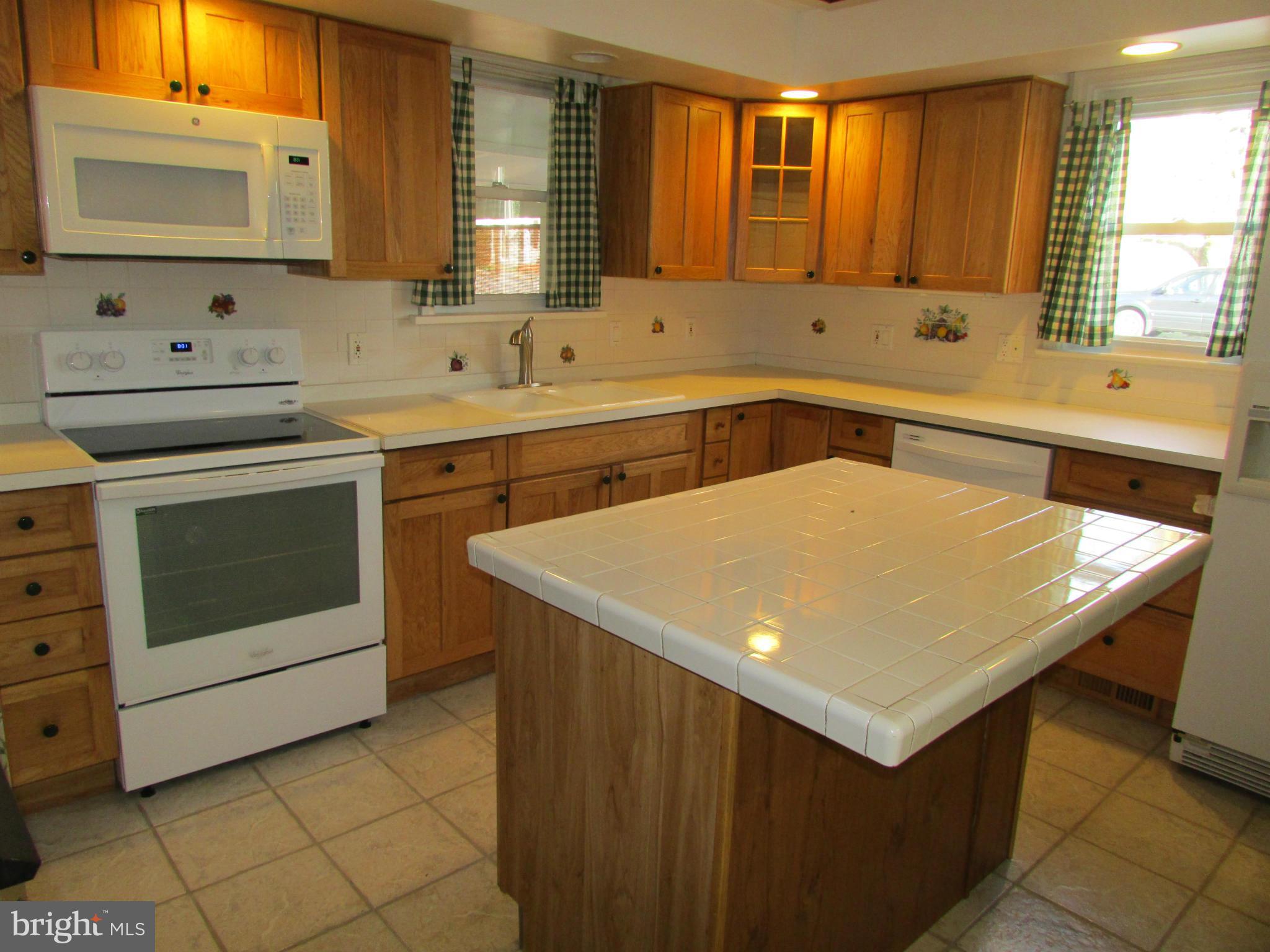 500 South Preston Street Ranson, WV 25438 - Photo 13 of 29 Kitchen
