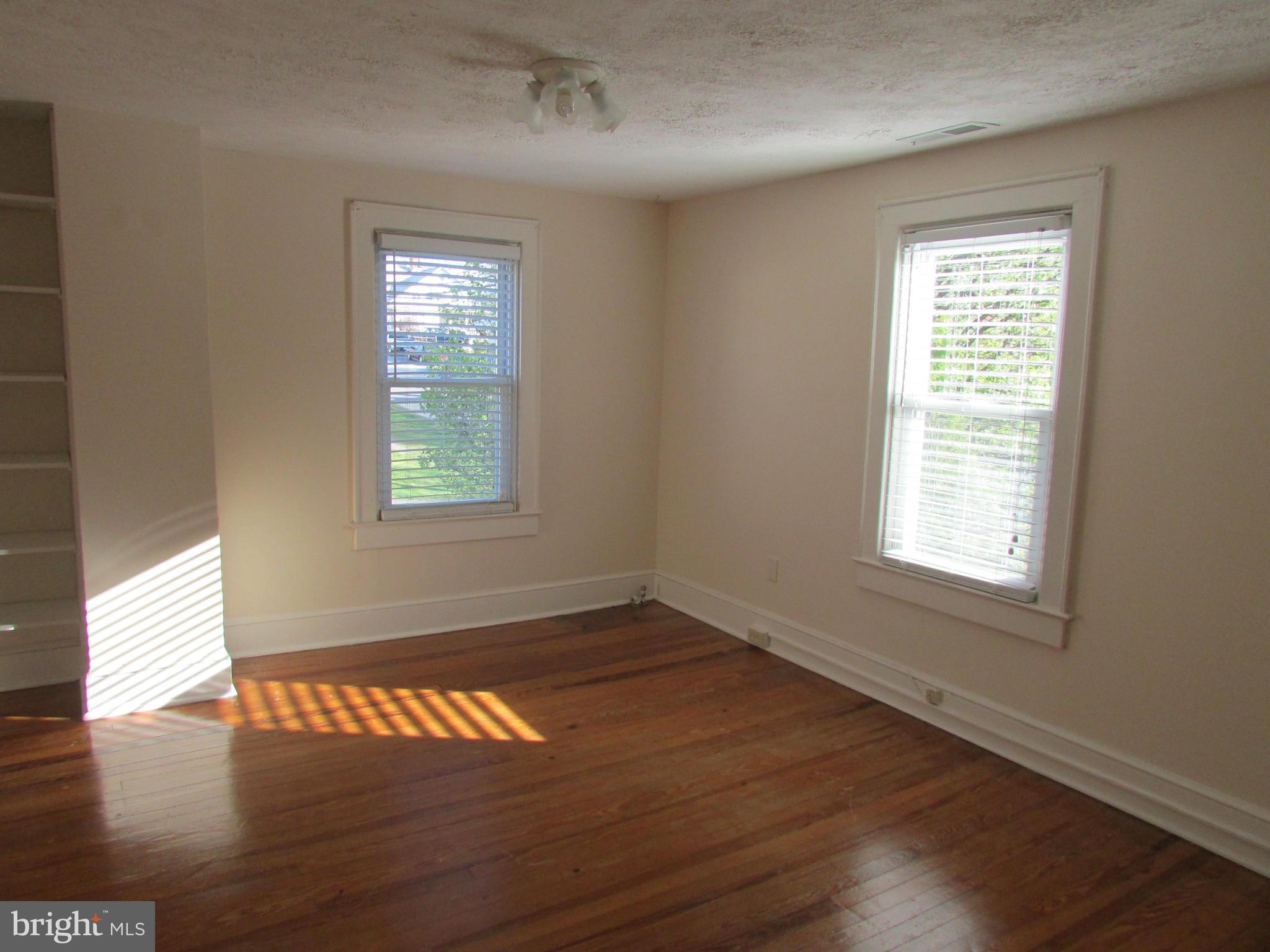 500 South Preston Street Ranson, WV 25438 - Photo 17 of 29 Bedroom (Master)