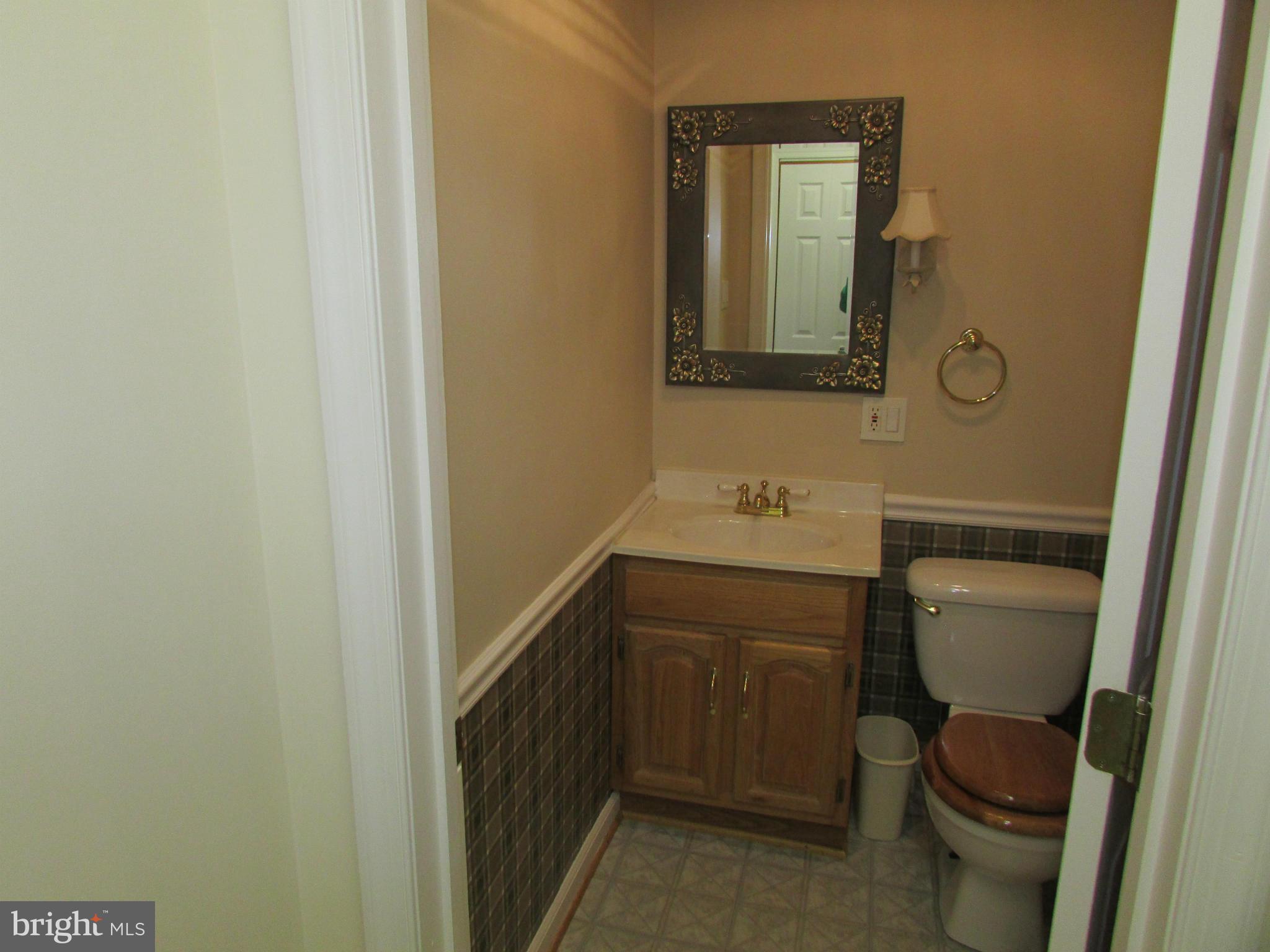 500 South Preston Street Ranson, WV 25438 - Photo 22 of 29 Bath