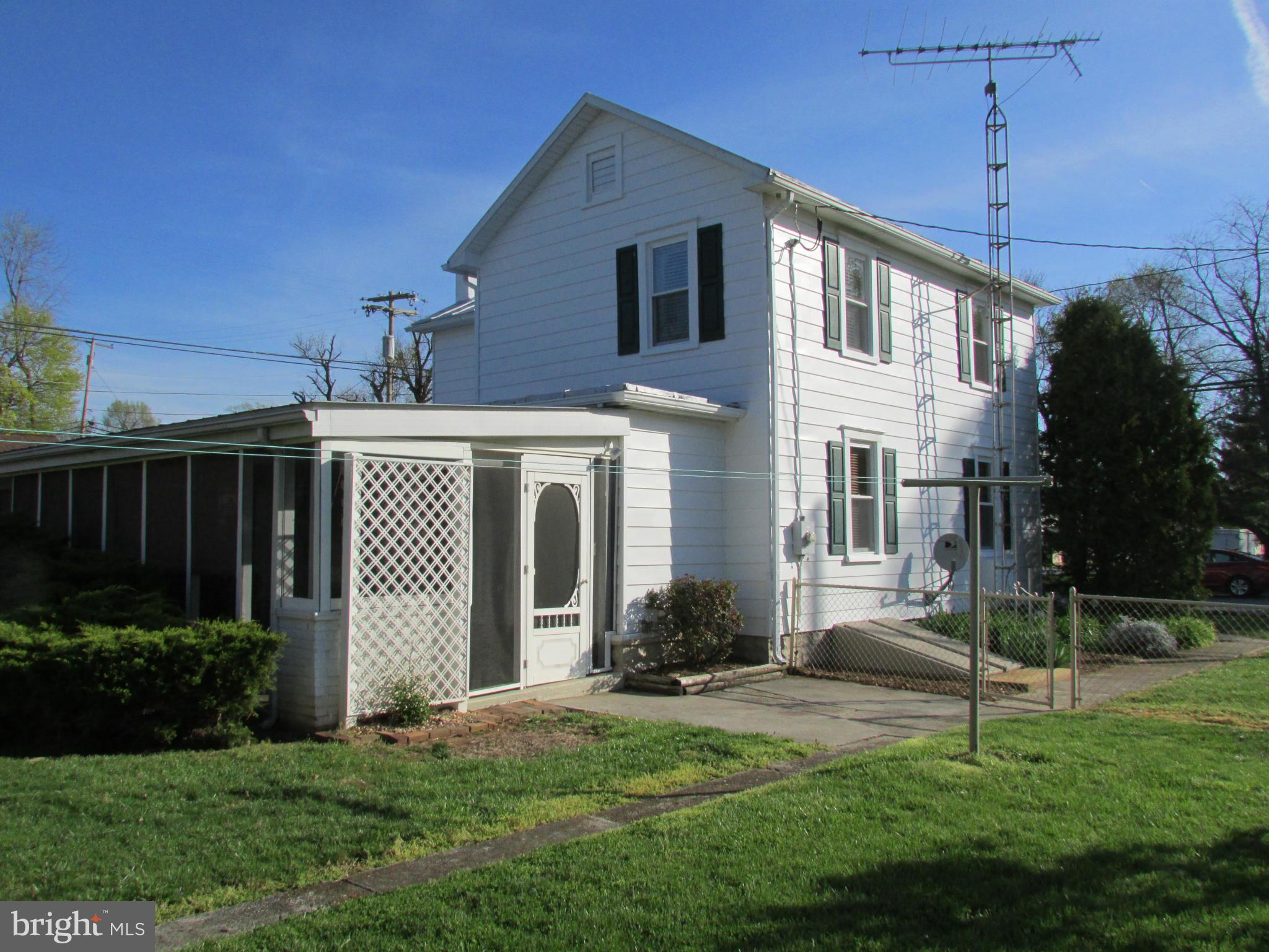 500 South Preston Street Ranson, WV 25438 - Photo 4 of 29 Exterior (Rear)