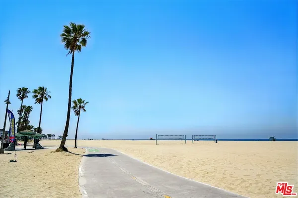 $3,799 | 510 Pacific Avenue, Unit 7, Venice, CA 90291