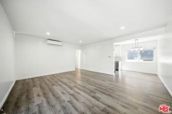 $3,799 | 510 Pacific Avenue, Unit 7, Venice, CA 90291