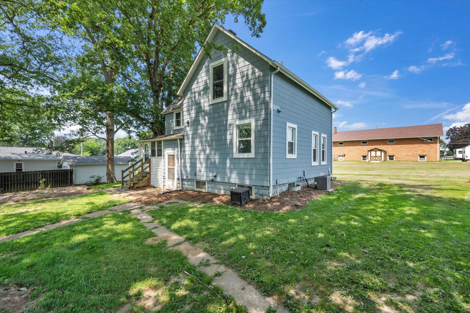 513 12th Street Silvis, IL 61282 - Photo 7 of 43 Gallery Image 7