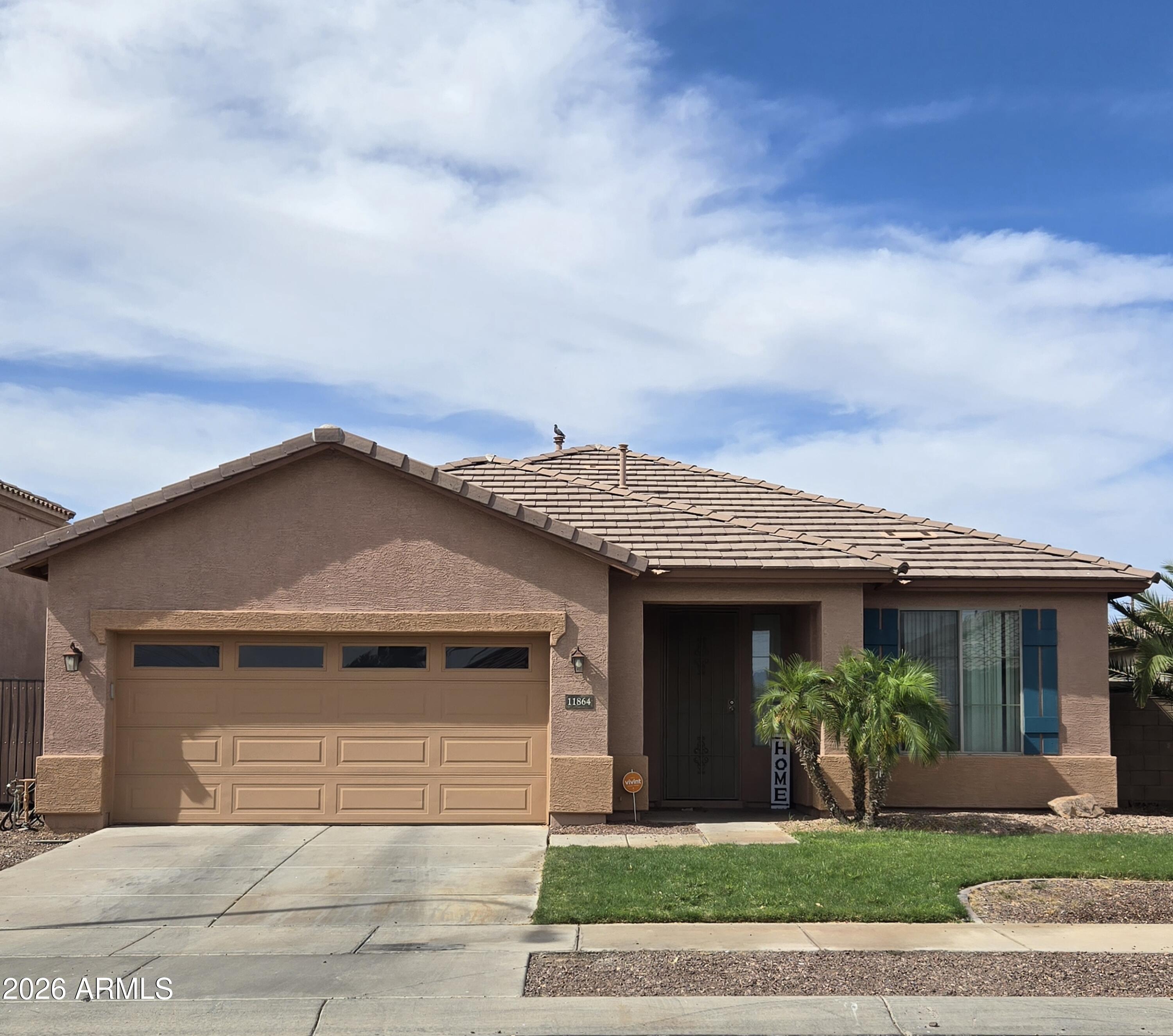 11864 West Monte Vista Road Avondale, AZ 85392 - Photo 4 of 36 20260423_151338