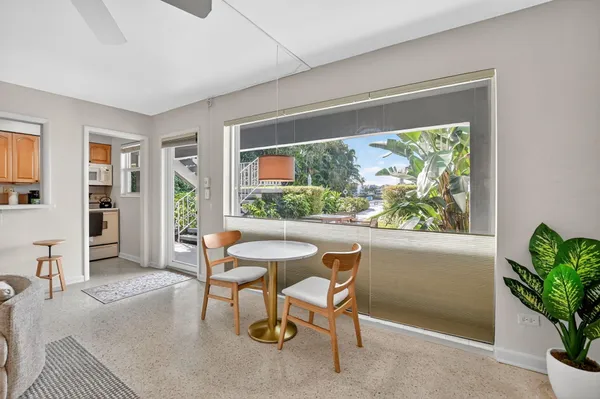 $2,200 | 414 Seasage Drive, Unit 9, Delray Beach, FL 33483