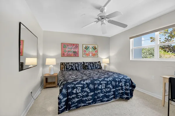 $2,200 | 414 Seasage Drive, Unit 9, Delray Beach, FL 33483