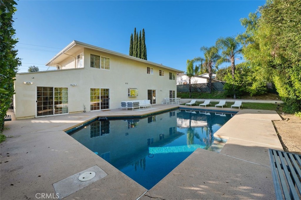 22534 Liberty Bell Road Calabasas, CA 91302 - Photo 33 of 41