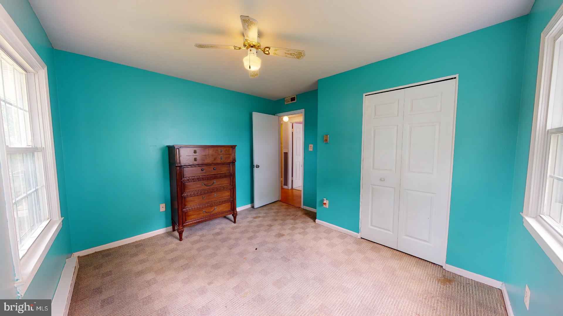 505 South Harrison Road Sterling, VA 20164 - Photo 22 of 28 2nd Bedroom