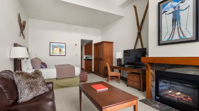 $615,000 | 7412 Mountain Road, Unit 1530, Stowe, VT 05672