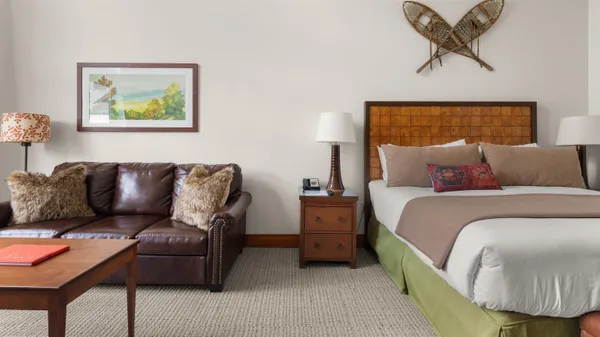 $615,000 | 7412 Mountain Road, Unit 1530, Stowe, VT 05672
