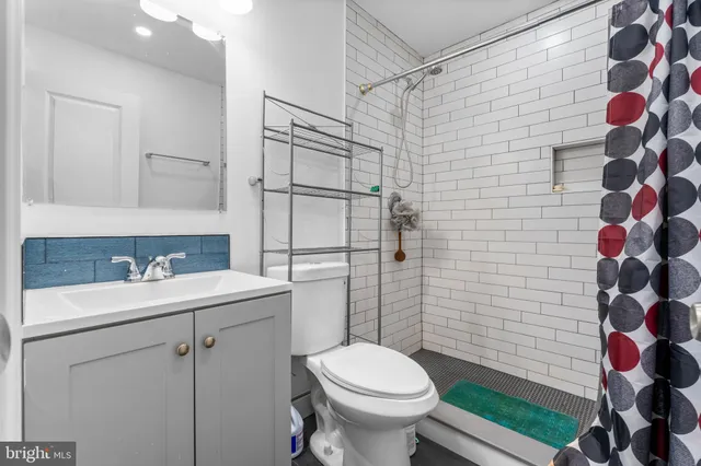 $550,000 | 708 62nd Avenue, Capitol Heights, MD 20743