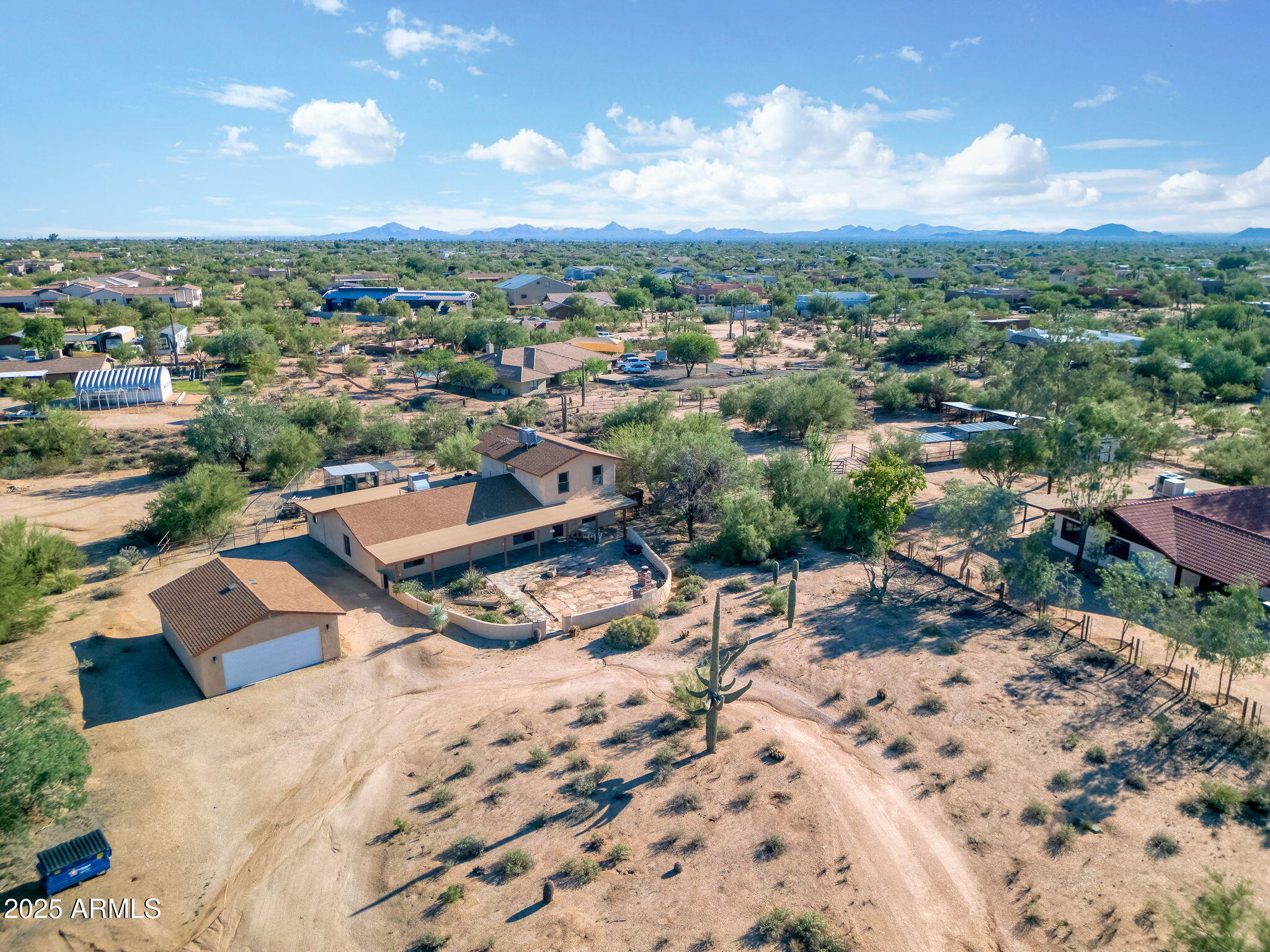 6319 East Lowden Road Cave Creek, AZ 85331 - Photo 3 of 52 a view of a city