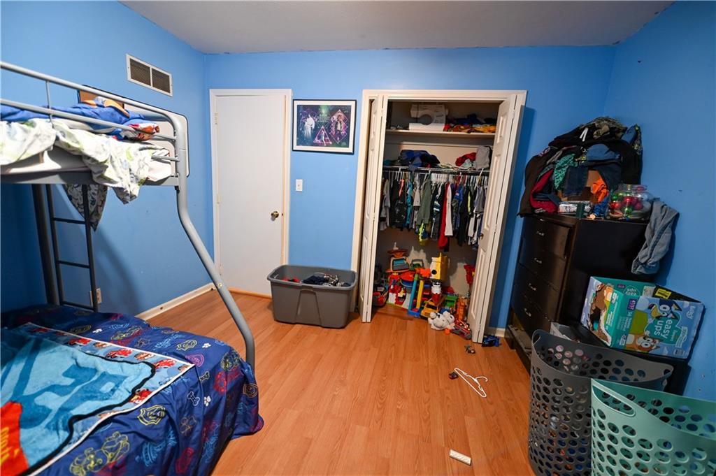 1305 South 145 Road El Dorado Springs, MO 64744 - Photo 15 of 32