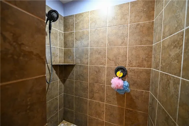 $210,000 | 1305 South 145 Road, El Dorado Springs, MO 64744