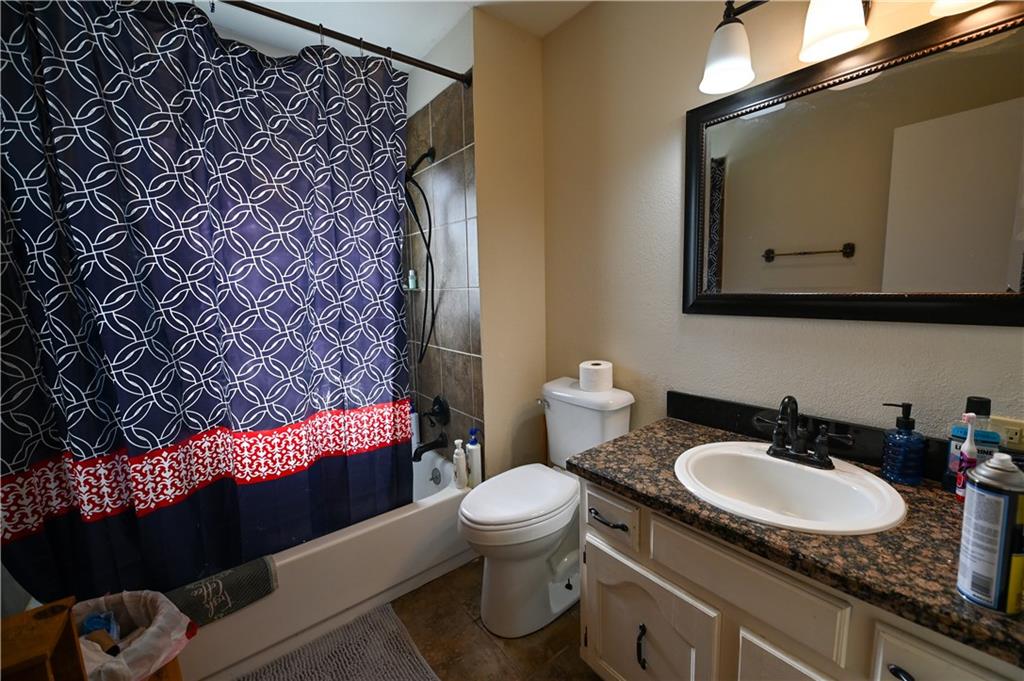 1305 South 145 Road El Dorado Springs, MO 64744 - Photo 20 of 32