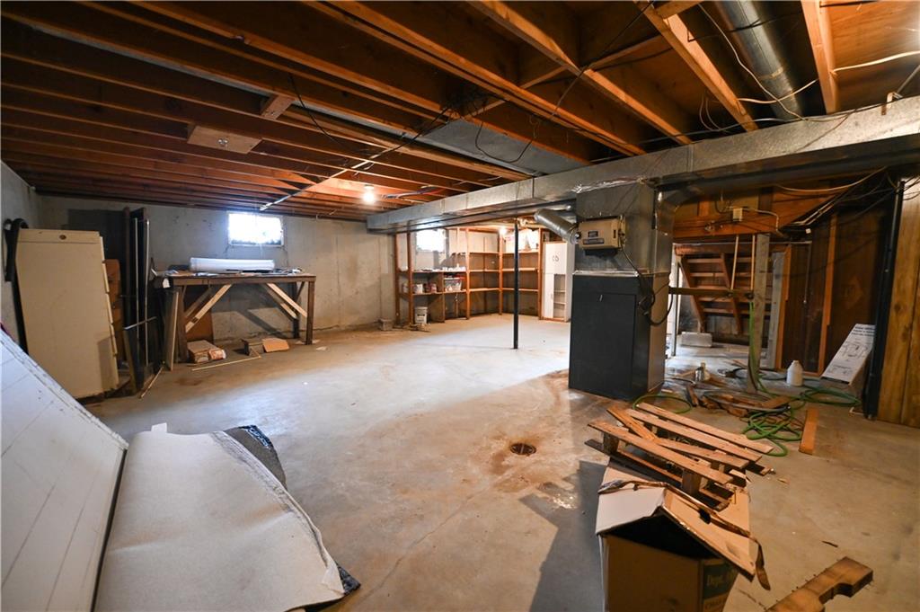 1305 South 145 Road El Dorado Springs, MO 64744 - Photo 23 of 32