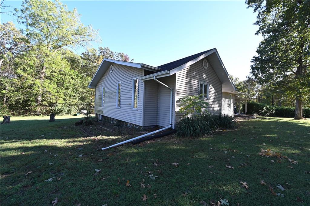 1305 South 145 Road El Dorado Springs, MO 64744 - Photo 27 of 32